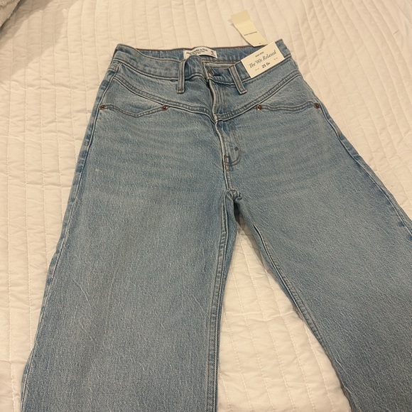 Abercrombiee 90s relaxed jeans - Picture 3 of 7